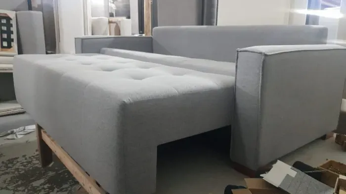 SOFÁ CAMA COM BÁU