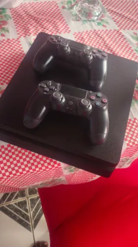 PS4