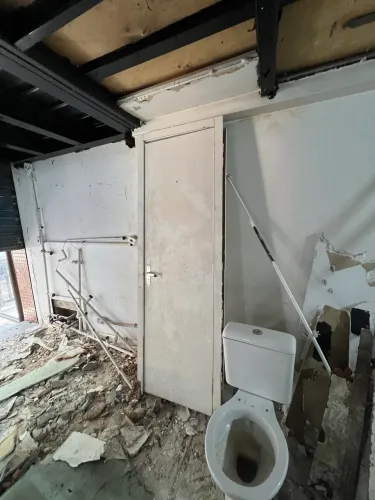 Vendo 2 portas de 2,05 x 0,60