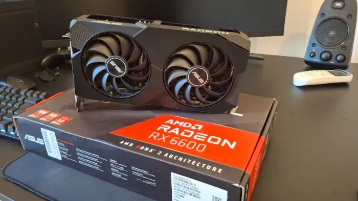 Placa de Vídeo ASUS Dual Radeon RX 6600 V2 8GB GDDR6 - Caixa + NF + Garantia