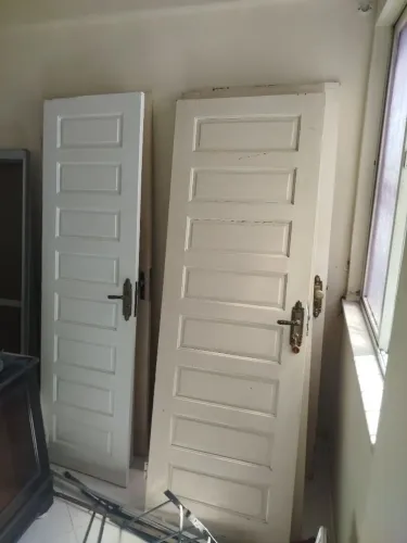 Portas de 70 e 60 