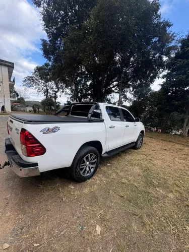 Toyota Hilux CD 4X4 2.8 Diesel Mec. 2019
