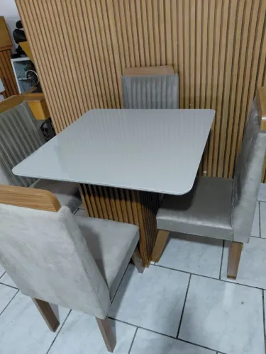 Mesa de jantar 4 cadeiras bege maravilhosa nova ENTREGO