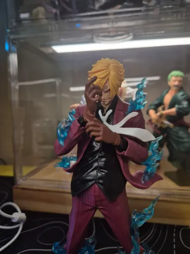 Action Figure Sanji One Piece /Terno Vinho