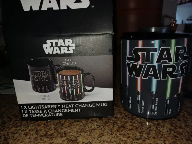 Caneca Star Wars Sabres de luz PALADONE