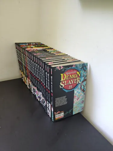 Coleção completa Demon Slayer vol. 1 ao 23 