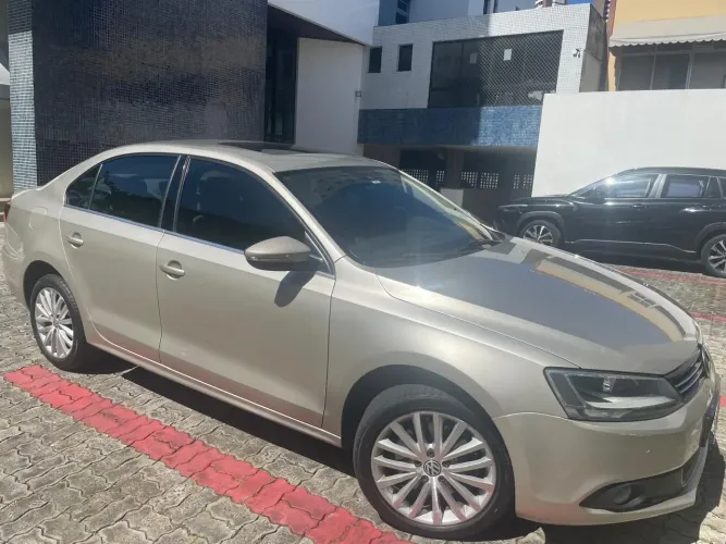 Volkswagen Jetta Highline 2.0 TSI 16V 4P Tiptronic 2014