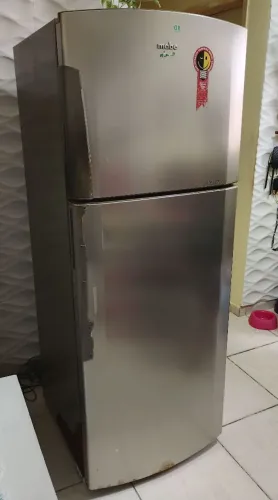 Vendo Geladeira Frost Free,marca Mabe... Ótima geladeira.