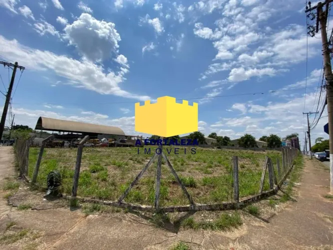 Terreno para alugar, 4200 m² por R$ 17.400/mês - São Vito - Americana/SP