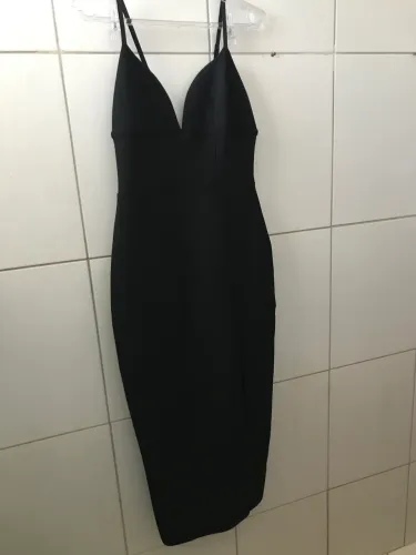 Vestido preto mídi bandagem