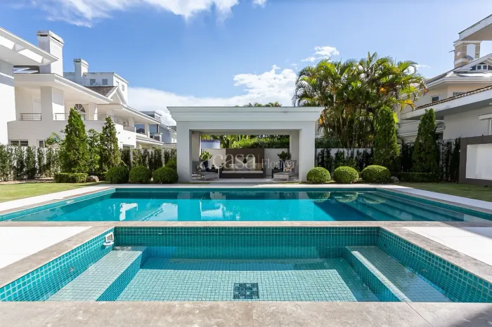 Luxuosa Casa em Jurerê Internacional Florianópolis.