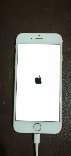 IPhone 6s - modelo A 1688 - retirada de peças