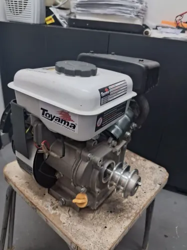 Motor Gasolina Toyama 3,5 HP Estacionário Usado Semi Novo
