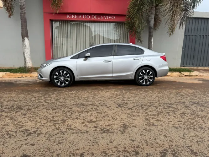 Honda Civic Sedan LXR 2.0 Flexone 16V Aut. 4P 2016