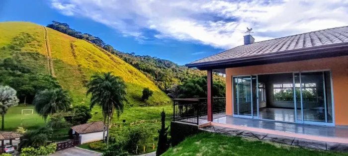 Maravilhoso Sítio com 3,0 ha em Casimiro de Abreu/RJ