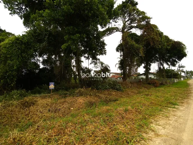 Terreno de 490,00 m² próximo da Praia do Ervino - São Francisco do Sul/SC