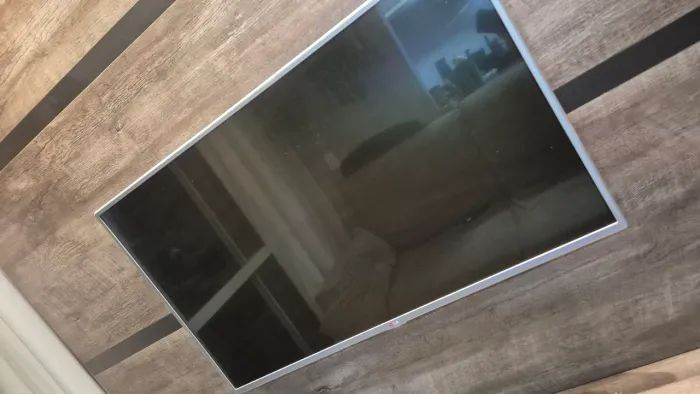 TV LG 42" LED