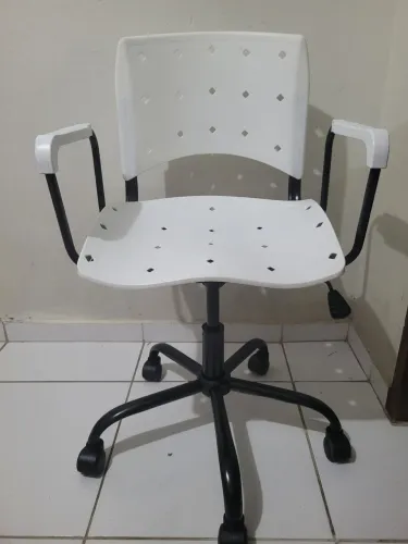 Cadeira secretária