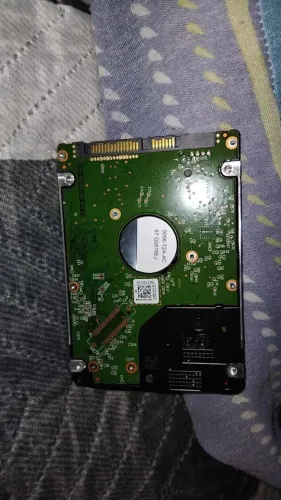 VENDO 2 HD's 1TB SATA PARA NOTEBOOK