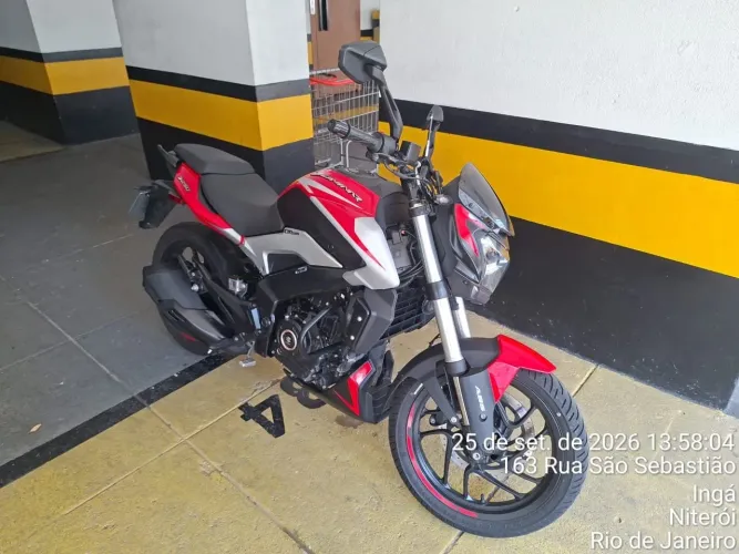 Moto Bajaj Dominar 250 - Ano 2025