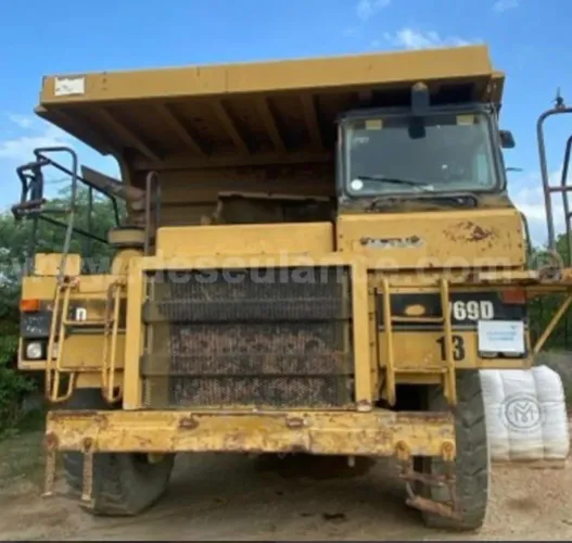Caminhão Caterpilla 769D