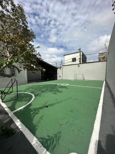 Casa Duplex Espaçosa c/ 4 Qts sendo 2 Suítes I Piscina I Quadra no Conjunto 31 de Março