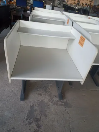 MESA PARA ESCRITÓRIO 0,84 largura