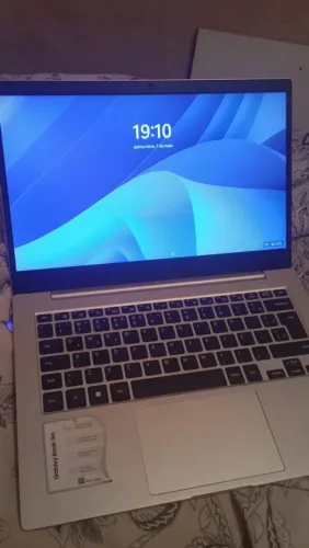 Vendo notebook 
