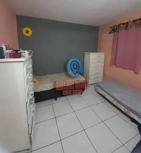 Apartamento á venda com 2 Dormitórios, 1 Vaga e com 44M² em Conjunto Residencial Itajuíbe 
