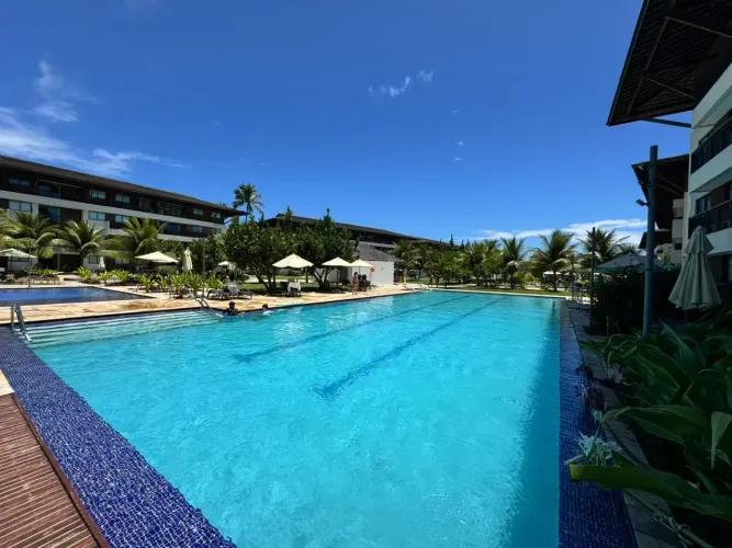 Imóvel para venda tem 53 metros quadrados com 2 quartos em Praia do Cupe - Ipojuca - PE