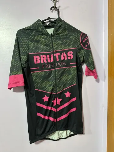 ?Blusa Ciclismo Feminina Be Fast Geométrica Rosa e Cinza - Tamanho P