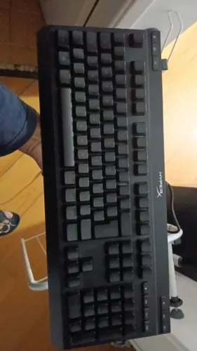 Teclado HyperX Alloy Core RGB