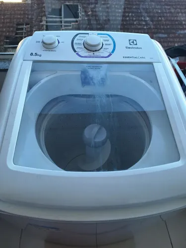 Vendo Máquina de Lavar