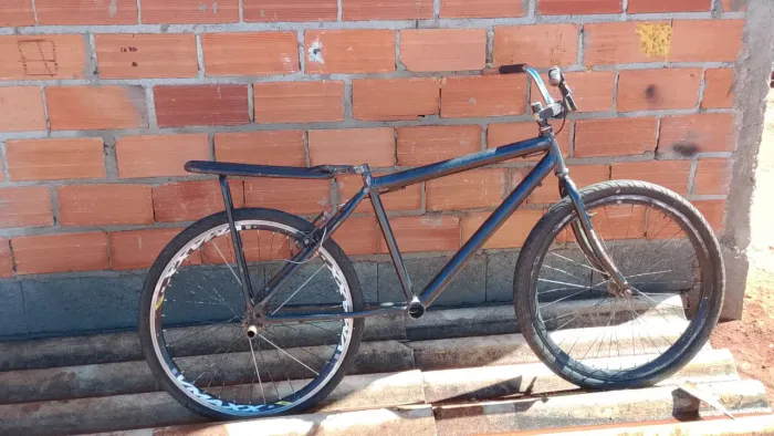 Vende-se montadinha aro 26