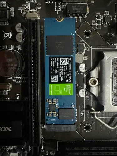 SSD NVMe M.2 240GB