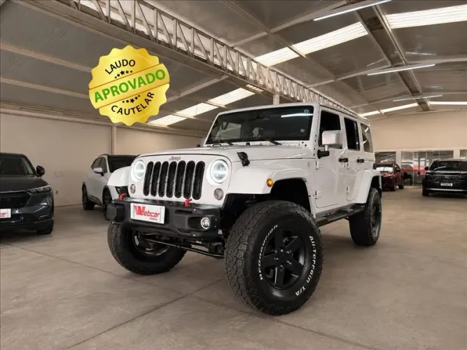 Jeep Wrangler Unlimited Sahara 3.8 V6 4P 2015