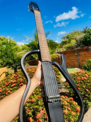 Violao Vazado