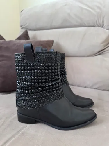 Bota Schutz