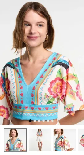 Blusa Cropped en Rib Texturizada con Estampado Floral rosa, tam p, usado uma vez.
