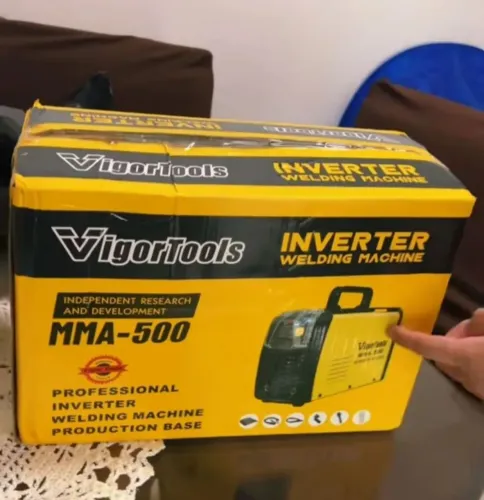 Maquina de Solda Nova na caixa