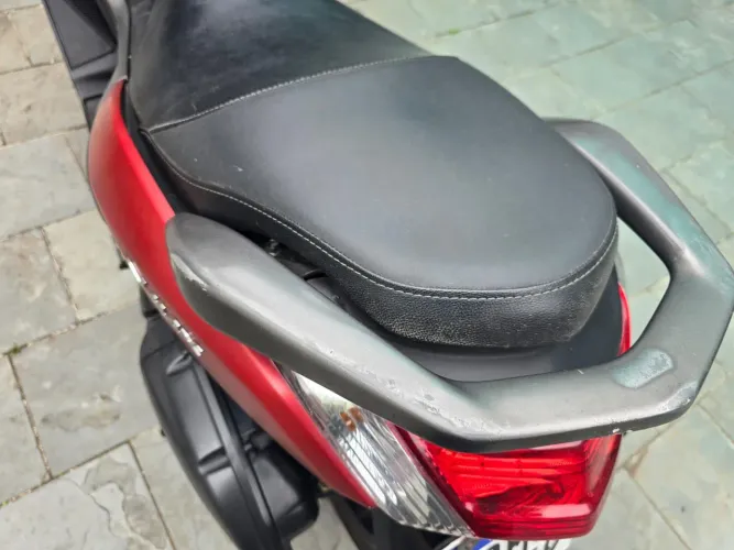 Nmax vermelha 160