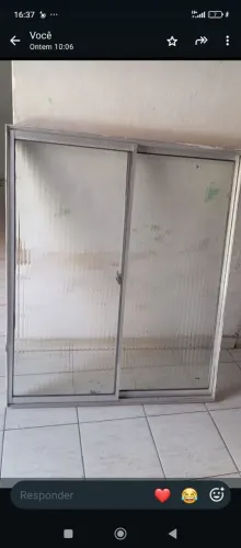 Janela de alumínio