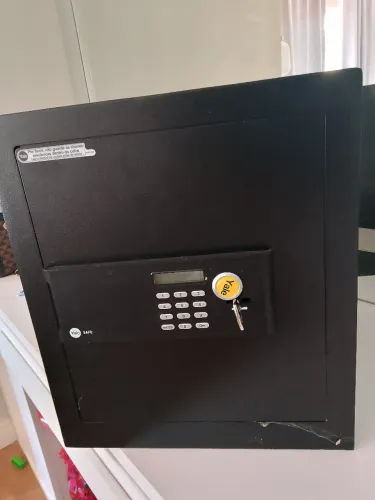 Cofre Yale Value Safe