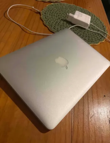 MacBook Pro 2014 8GB 500GB i5 dual core 