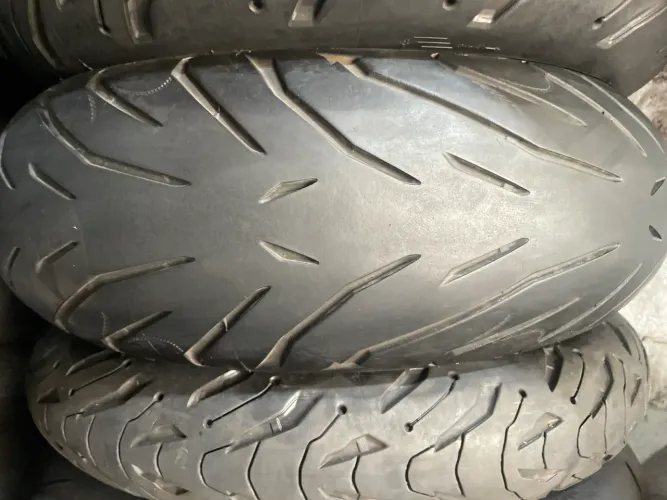 Pneu 190/50=17 Pirelli