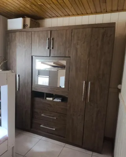 Vendo guarda roupa