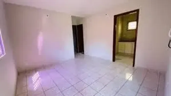 Alugo quarto