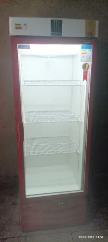 expositor vertical Metalfrio 110 v