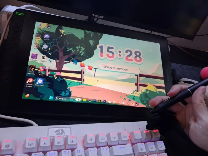 Mesa Digitalizadora Huion Kamvas 13 Completa + Caixa