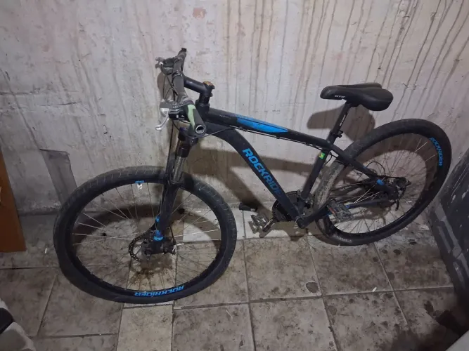 Bicicleta aro 29 ROCKRIDER ST100 semi-nova 